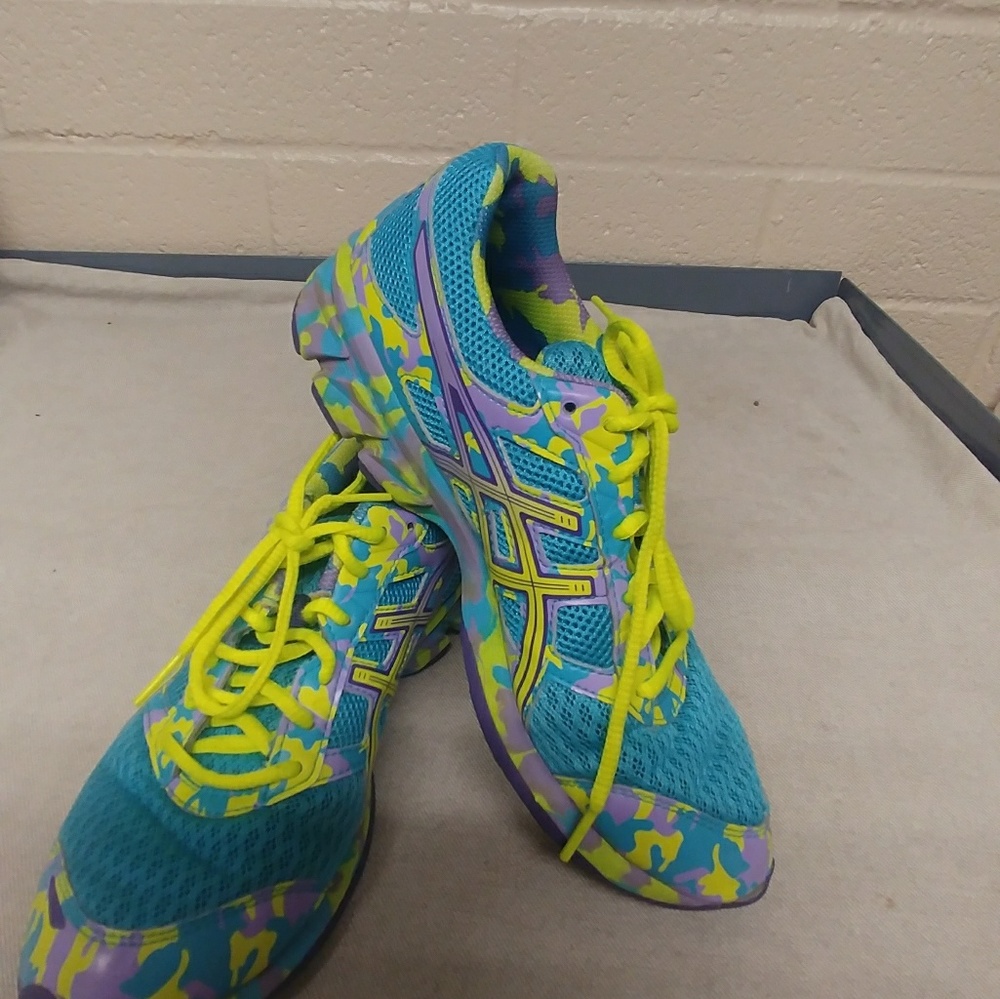 Asics Gel Frantic 7 size 7